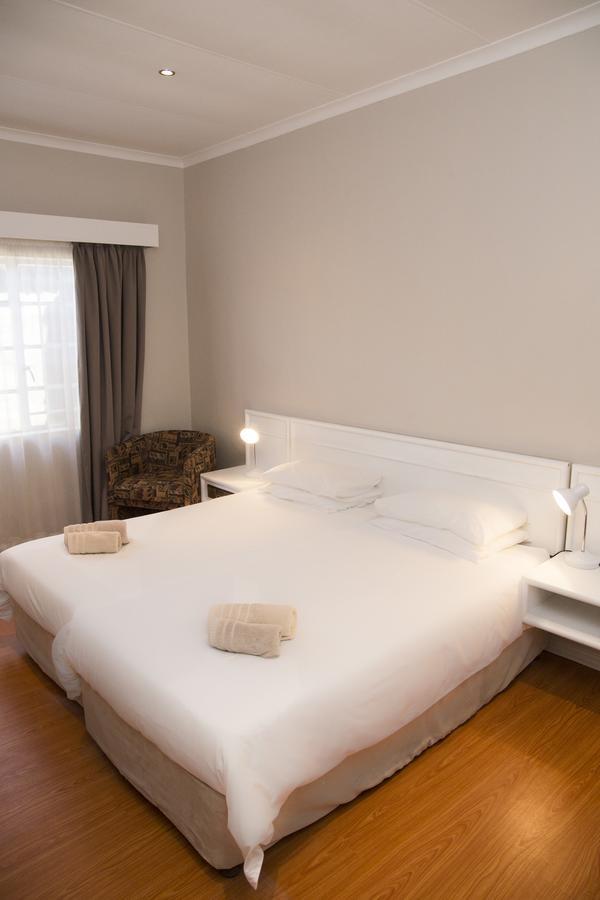 Savoy Hotel 제프리스 베이 외부 사진